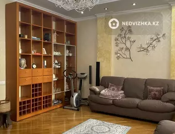 2-комнатная квартира, этаж 12 из 22, 72 м², На длительный срок