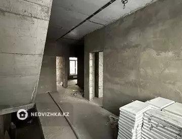 18-комнатный таунхаус, 6 соток, 1 050 м²