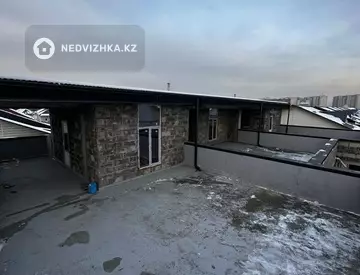 18-комнатный таунхаус, 6 соток, 1 050 м²