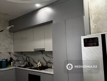 4-комнатная квартира, этаж 10 из 10, 144 м²