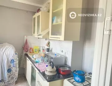 2-комнатная квартира, этаж 10 из 10, 41 м²