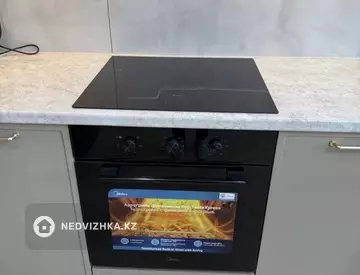 2-комнатная квартира, этаж 10 из 19, 65 м², На длительный срок