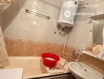 2-комнатная квартира, этаж 2 из 5, 52 м²