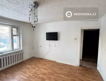 3-комнатная квартира, этаж 1 из 5, 57 м²