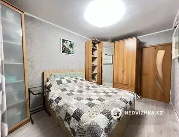 3-комнатная квартира, этаж 5 из 5, 64 м²