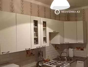 2-комнатная квартира, этаж 3 из 3, 47 м²