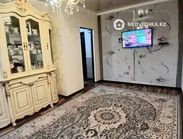 2-комнатная квартира, этаж 3 из 3, 47 м²