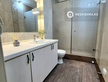 4-комнатная квартира, этаж 9 из 13, 180 м²