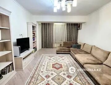 4-комнатная квартира, этаж 9 из 13, 180 м²