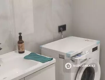 2-комнатная квартира, этаж 4 из 6, 56 м², На длительный срок