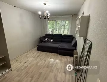 1-комнатная квартира, этаж 1 из 5, 42 м²