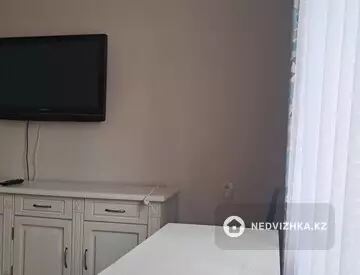 2-комнатная квартира, этаж 1 из 3, 51 м², На длительный срок