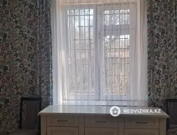 2-комнатная квартира, этаж 1 из 3, 51 м², На длительный срок