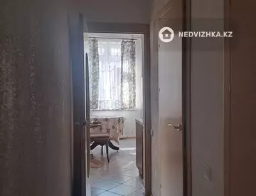 2-комнатная квартира, этаж 1 из 3, 51 м², На длительный срок