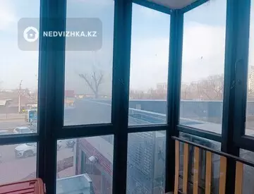 3-комнатная квартира, этаж 1 из 18, 100 м²