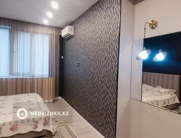 3-комнатная квартира, этаж 1 из 18, 100 м²