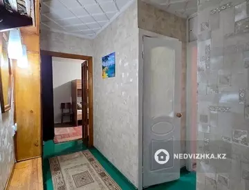 2-комнатная квартира, этаж 3 из 5, 43 м²
