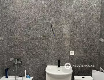 1-комнатная квартира, этаж 5 из 9, 38 м²