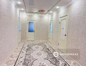 6-комнатный дом, 4.5 соток, 255 м²