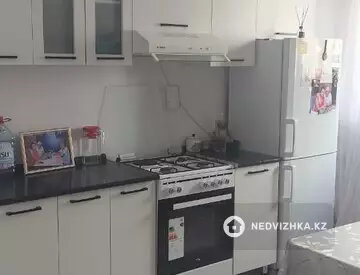 1-комнатная квартира, этаж 2 из 9, 35 м²