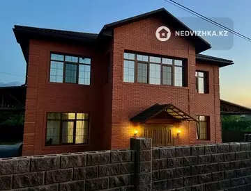 6-комнатный дом, 10.5 соток, 420 м²