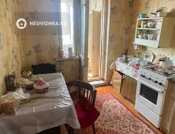 3-комнатная квартира, этаж 5 из 5, 63 м²