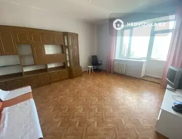 2-комнатная квартира, этаж 9 из 10, 65 м²