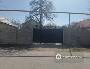 4-комнатный дом, 5 соток, 130 м²