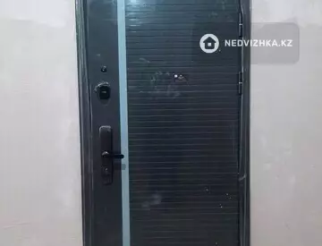 2-комнатная квартира, этаж 4 из 5, 80 м²