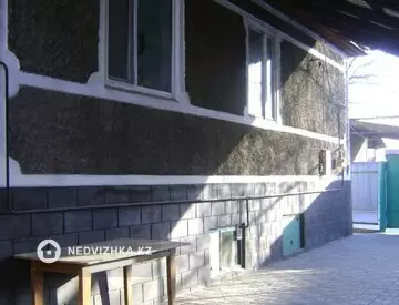 4-комнатный дом, 6 соток, 90 м²