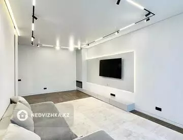 3-комнатная квартира, этаж 8 из 17, 112 м²
