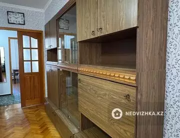 3-комнатная квартира, этаж 2 из 5, 80 м²