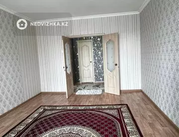 3-комнатная квартира, этаж 3 из 9, 72 м²