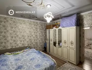5-комнатный дом, 8 соток, 250 м², На длительный срок