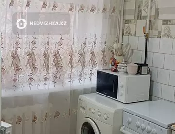 1-комнатная квартира, этаж 2 из 3, 31 м², На длительный срок