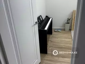 3-комнатная квартира, этаж 1 из 5, 70 м²