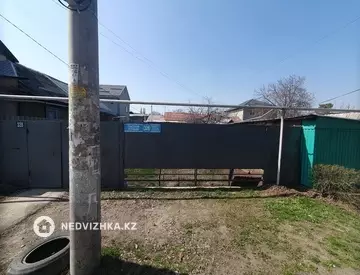 3-комнатная часть дома, 3 соток, 64 м²