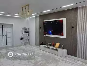 3-комнатная квартира, этаж 1 из 3, 111 м²