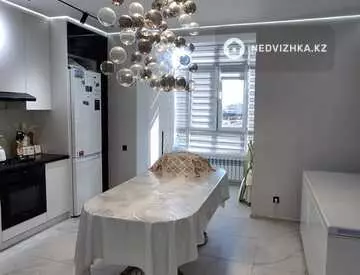 3-комнатная квартира, этаж 1 из 3, 111 м²