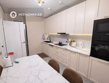 2-комнатная квартира, этаж 3 из 6, 58 м²