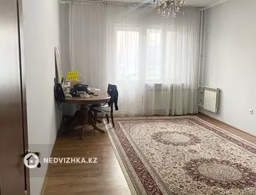 3-комнатная квартира, этаж 1 из 9, 90 м²