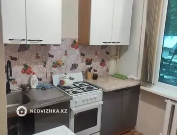 2-комнатная квартира, этаж 1 из 5, 45 м², На длительный срок