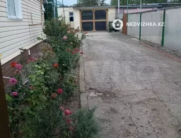 4-комнатная часть дома, 8 соток, 150 м²