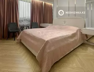 4-комнатная квартира, этаж 4 из 16, 118 м²