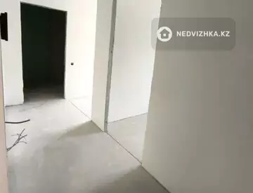 1-комнатная квартира, этаж 3 из 6, 42 м²