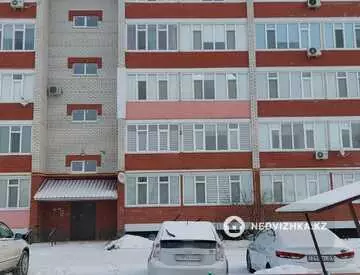 3-комнатная квартира, этаж 4 из 5, 107 м²