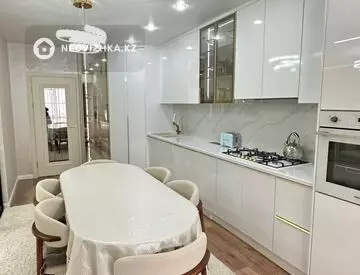 3-комнатная квартира, этаж 5 из 5, 96 м²