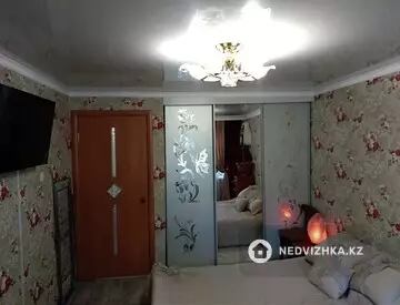 2-комнатная квартира, этаж 1 из 5, 49 м²