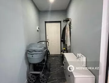 3-комнатная квартира, этаж 9 из 10, 85 м²