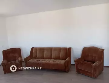 2-комнатный дом, 8 соток, 53 м²